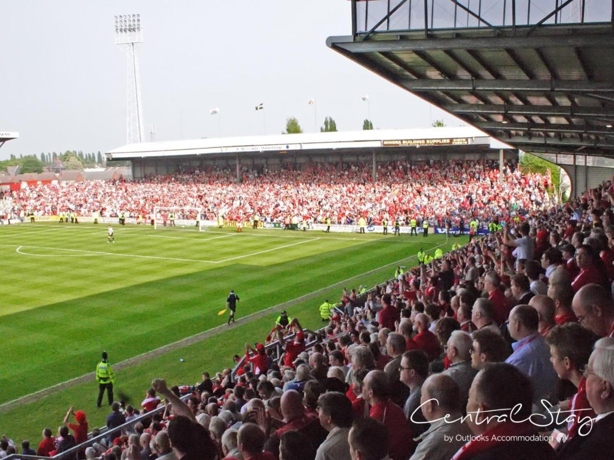 The Lower Gathering - Town Centre - Sleeps Up To 10 Wrexham Luaran gambar
